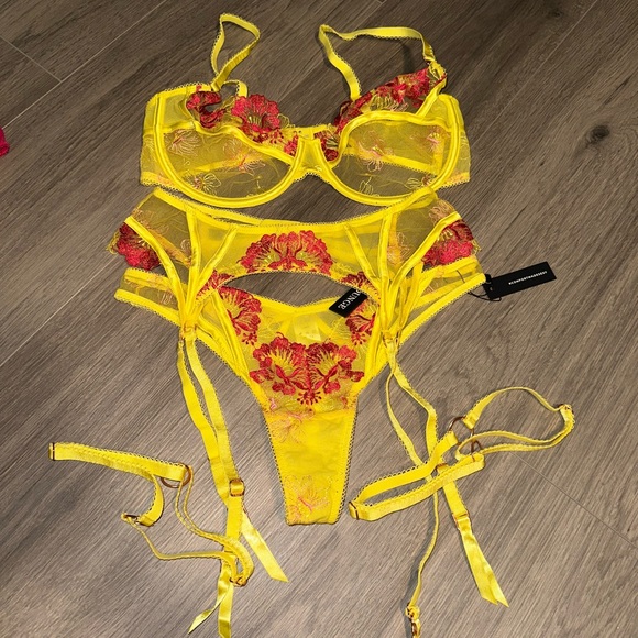NWT LOUNGE lingerie set “Leah” - Picture 1 of 4